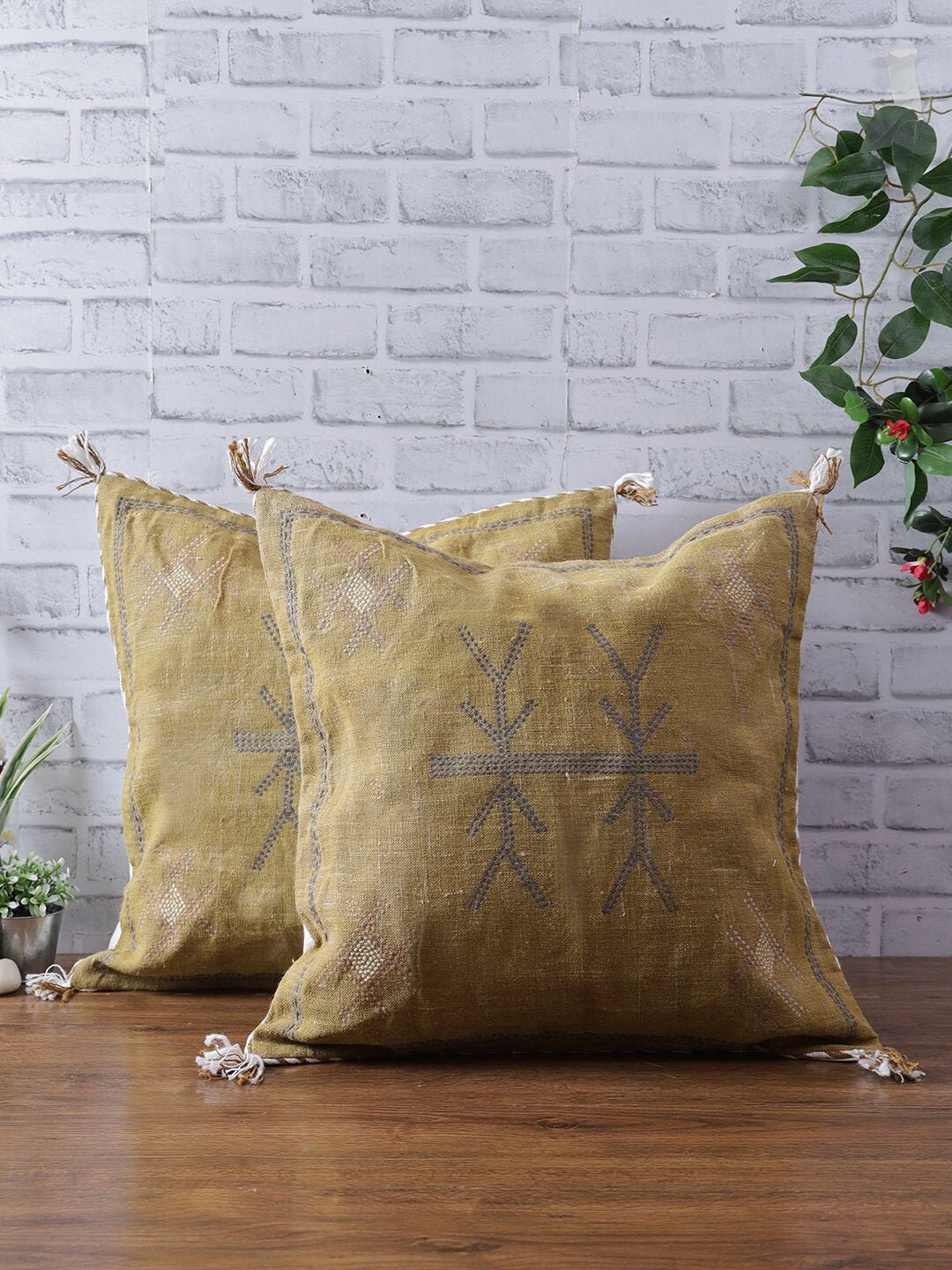Moroccan Pillow - Lumbar Thick-n-Thin - Saraya - Black & Grey