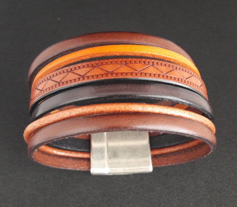Genuine leather cuffsilver platedBrown magnetic claspengraved lanyard