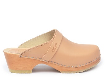 nude clogs