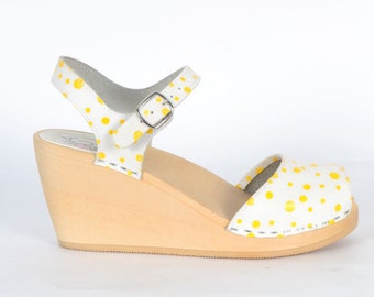 Peep Toe Clog Sandals, White Open Toe Clogs, Swedish Wedge Clogs, Maguba Bologna White with Dots