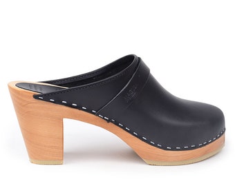 black clogs with heels