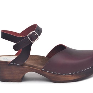 Swedish Low Heel Clog Sandals / Monterey Bordeaux Leather Clogs / Handmade Leather Clogs / Maguba Woden Clogs for Women
