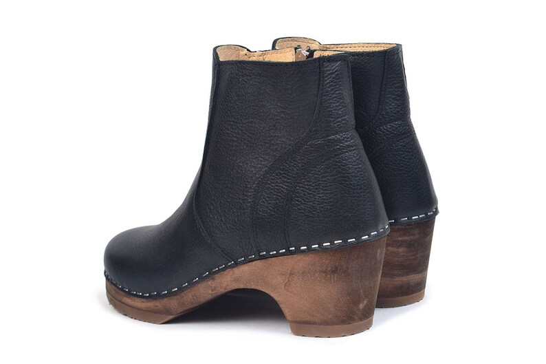 maguba clog boots