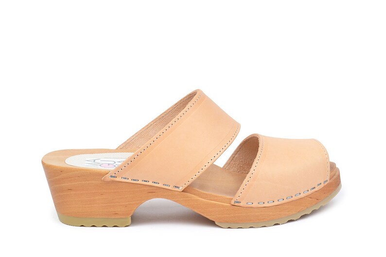 nude clogs