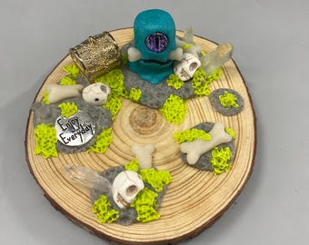 Desk Pet dungeon slime (motivational)