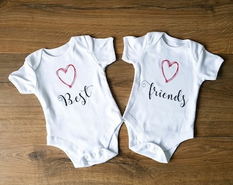 Meilleurs amis Babygrow gilet assorti SetNewborn, enfant, Shower de bébé, mignon, * le prix est par article *