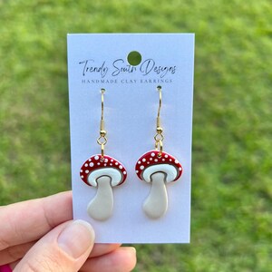 Paddenstoelhangers, oorbellen van klei, oorbellen van polymeerklei, cadeau voor vrouwen, cadeau voor vrouwen, cadeau beste vriend, oorbellen neutrale klei