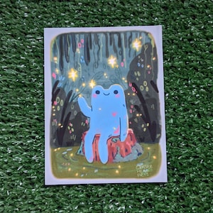 Impresión tamaño postal de una rana sobre un tronco / Maximalista, Cottagecore, Caprichoso, Fantasía, Arte mural, Pintura, Colorido, Lindo, Kawaii, Decoración