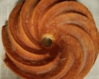 Lustful Lemon Pound Cake