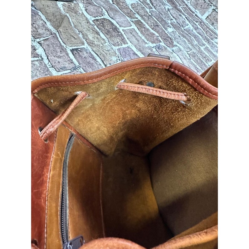 RARE Brighton geweven leren bucket bag bruine schoudertas met trekkoord Boho Y2K afbeelding 10