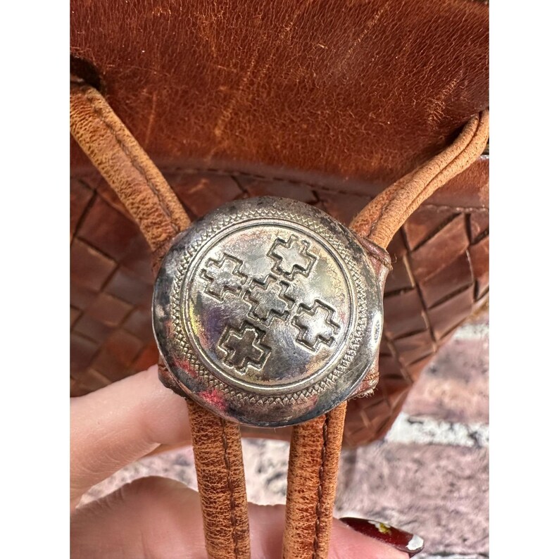 RARE Brighton geweven leren bucket bag bruine schoudertas met trekkoord Boho Y2K afbeelding 14