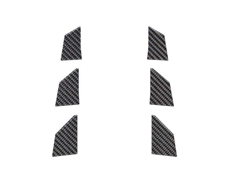 Puede incluir: Seis piezas con textura de fibra de carbono, cada una con una forma angular &uacute;nica. Las piezas est&aacute;n dispuestas en dos columnas de tres, sobre un fondo blanco liso. El patr&oacute;n de fibra de carbono es un tejido repetitivo negro y gris.