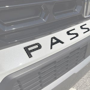 Tufskinz | Letterinzetstukken voorbumper - past op Honda-paspoort 2026-2026 - 8-delige set