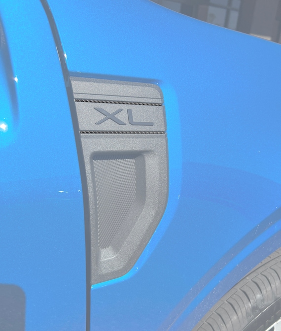 Partial Hood Fender & Mirror Kit | FORD MAVERICK 2022 Partial Hood Fender & Mirror Kit | FORD MAVERICK 2022