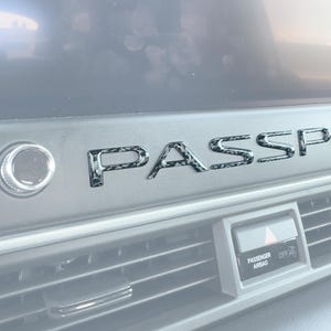 Tufskinz | Insteekkaarten met streepjesletters - past op Honda-paspoort 2026-2026 - 8-delige set