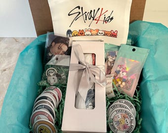 Stray Kids Gift Box K-pop Fan Set With Tumbler, Flat-back Charms