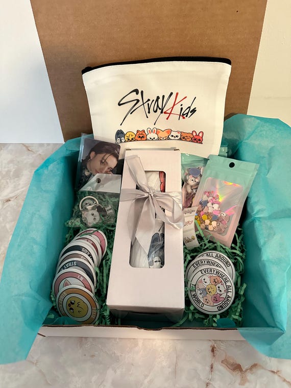 Stray Kids Gift Box K-Pop Fan Set with Tumbler, Flat-Back Charms, Pins, Magnets, Bottle Openers, Stickers & Official Photo Card SKZ Gift