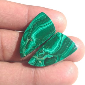 26x15x4 MM Malachite Stone Pair, Fancy Shape Gemstone, 39 Carat, Malachite Jewelry Pair, Malachite Stone Pair For Earrings, Handmade,Natural