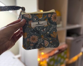 Zipper coin/card & small accessories pouch (gray botanical)