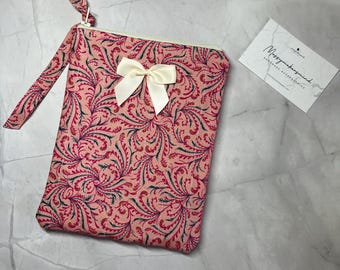 Quilted Bow Kindle Sleeve / Kindle Case.
