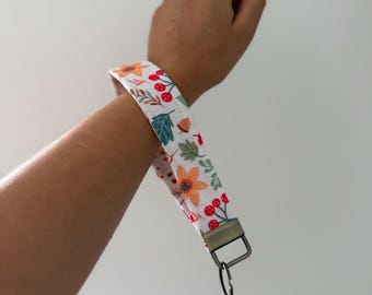 Handmade keychain wristlet (atumnal print)