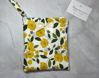 Quilted Bow Kindle Sleeve / Kindle Case.