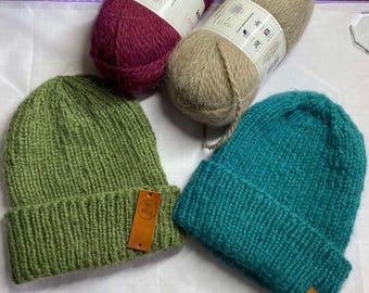 Adult knitted ribbed beanie