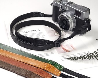 CONTAX T2 ケース、取説付 CONTAX T2 ケース、取説付 （CONTAX T2 完動品 取説 箱 ケース