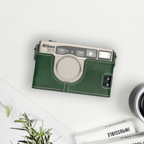 専用ケース付き　Nikon 35Ti フィルムカメラ　動作品 美品】Nikon ニコン 35ti フィルムカメラ（電池付き）