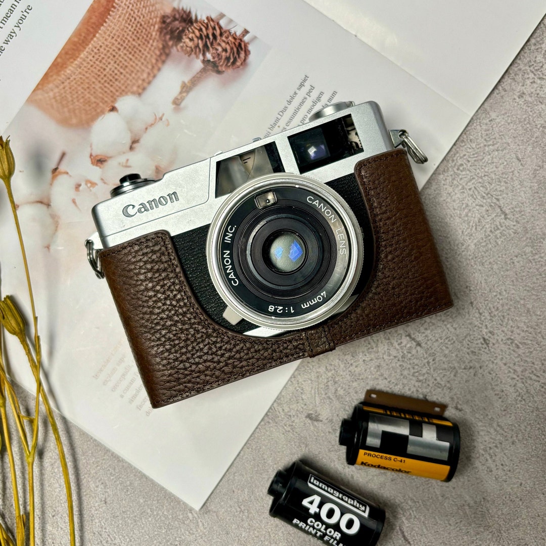 ＜メンテ済み＞Canon Canonet 28 Canon Canonet 28 vintage camera 1960 Japan - Vintage Man Stuff