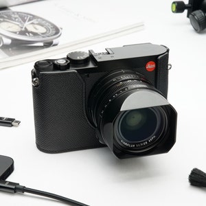Custodia mezza in pelle Epsom Martinduke per Leica Q3