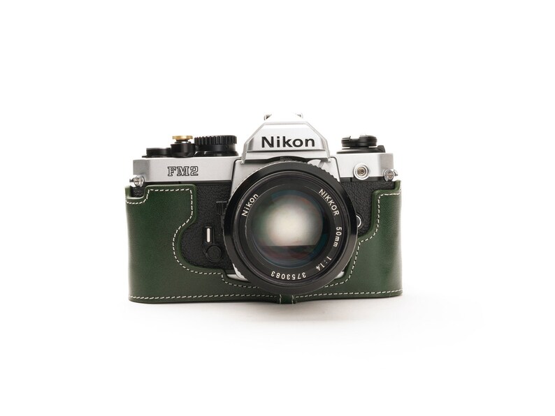 TP ORIG demi-étui pour Nikon FM2 / FM2n / FE / FE2 Vert