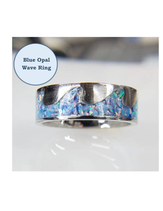 Blue wave wedding band | Beachweddingtips.com