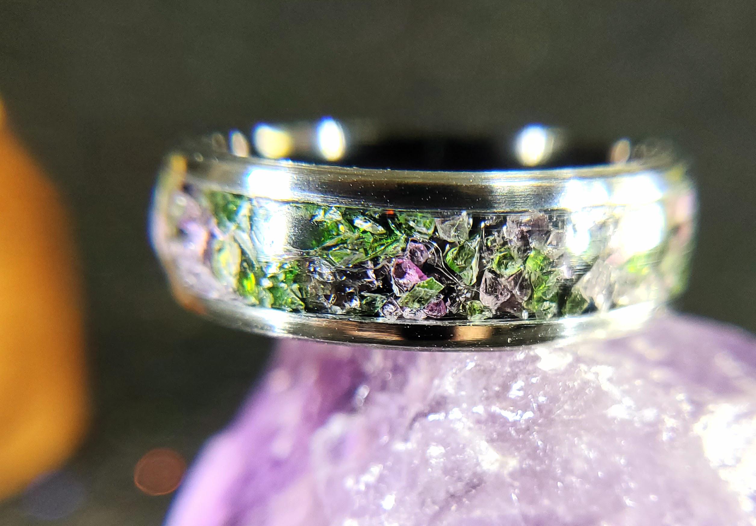 Ruby Inlaid Wring Emerald and Ruby Wedding Ring for Her, Crushed Emerald Ruby Inlay Ring ...