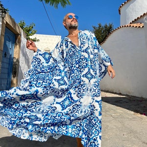 Mens Viscose Caftan Blue majolica print caftan for men, kaftan tunic pool party , billowy dress plus size kaftan caftan image 1