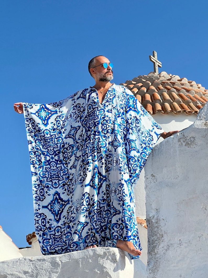 Mens Viscose Caftan Blue majolica print caftan for men, kaftan tunic pool party , billowy dress plus size kaftan caftan image 2