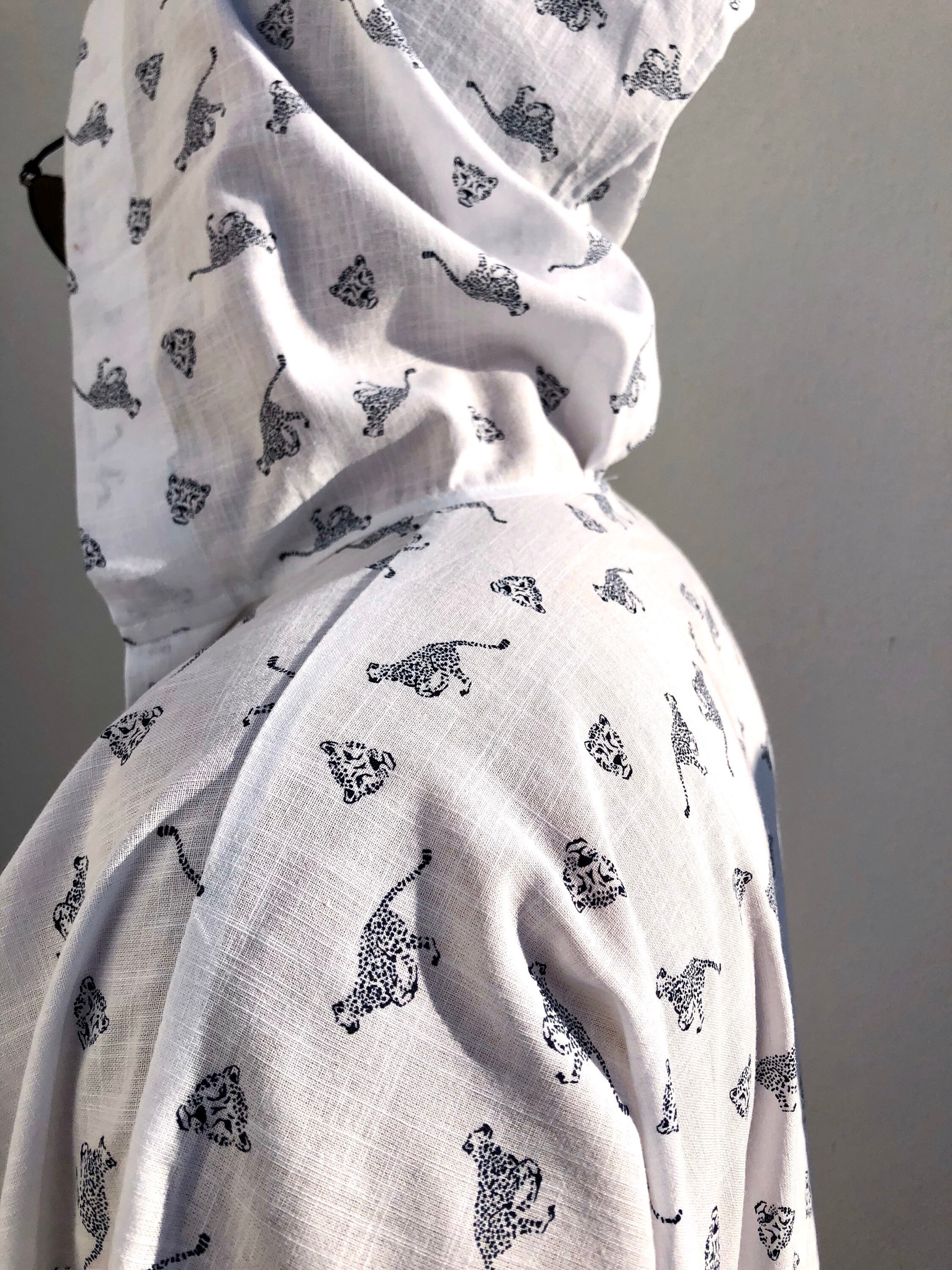 Tiger Print Mens kaftan with HOOD cotton & Linen CAFTAN for men