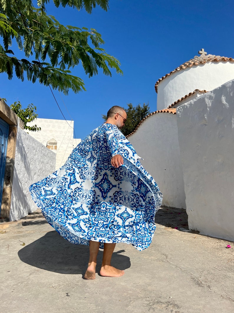 Mens Viscose Caftan Blue majolica print caftan for men, kaftan tunic pool party , billowy dress plus size kaftan caftan image 9