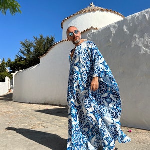 Mens Viscose Caftan Blue majolica print caftan for men, kaftan tunic pool party , billowy dress plus size kaftan caftan image 7