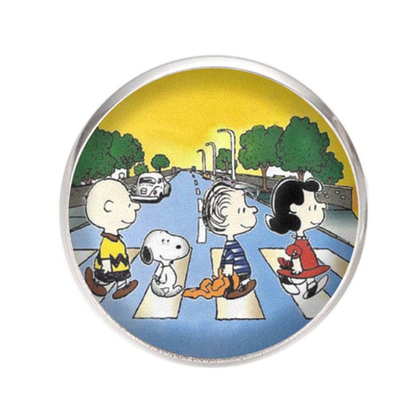 Broche de Acero, Diametro 25mm, pin 0,7mm, Hecho a Mano Ilustración Peanuts