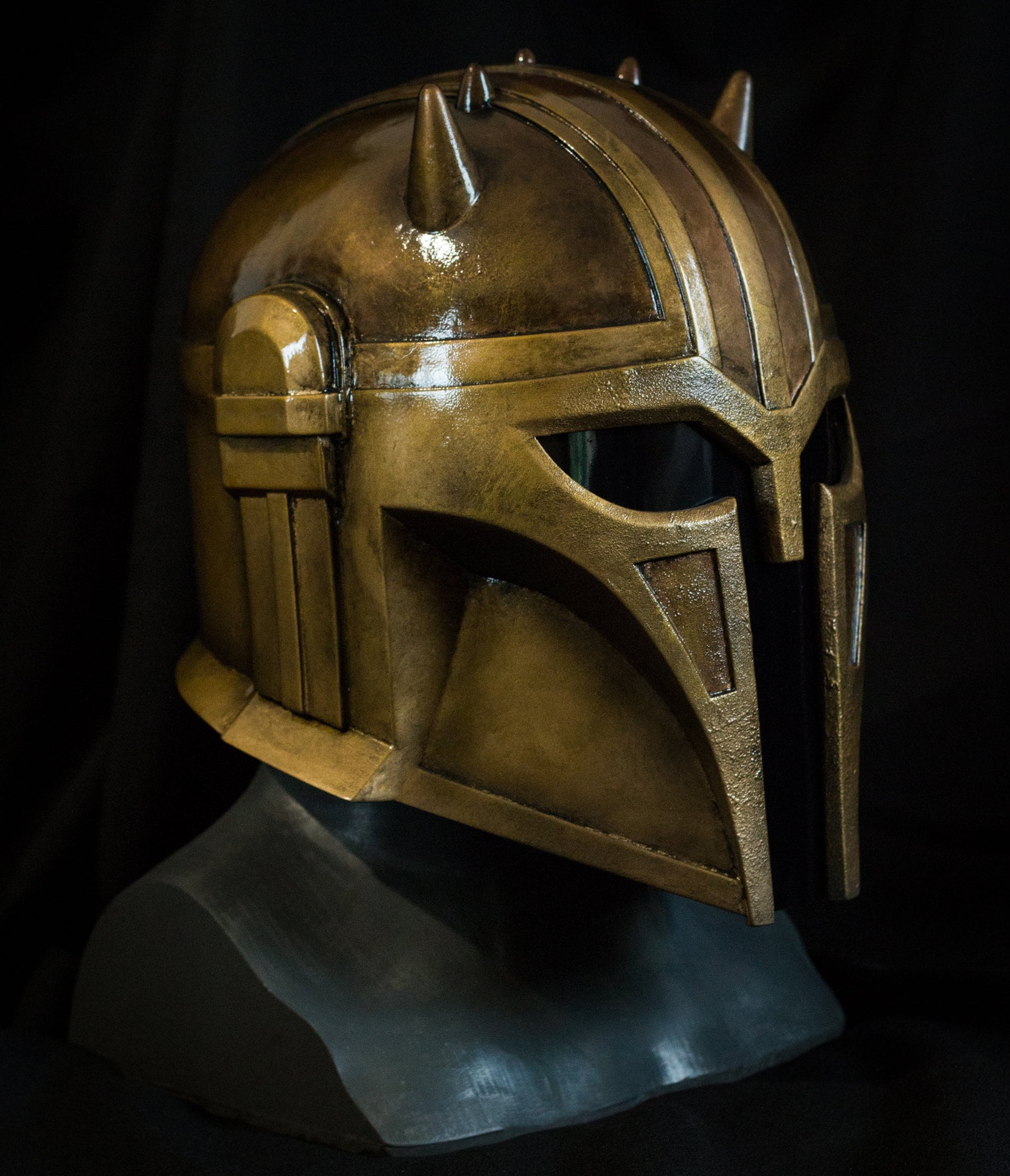 Mandalorian Armorer helmet. Inspired by Etsy