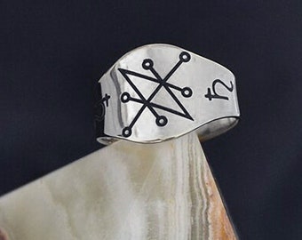 AZAZEL ring in very high quality stainless steel with shiny satin finish