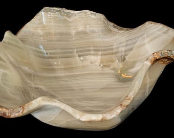 OOOOH, So Pretty Onyx bowl