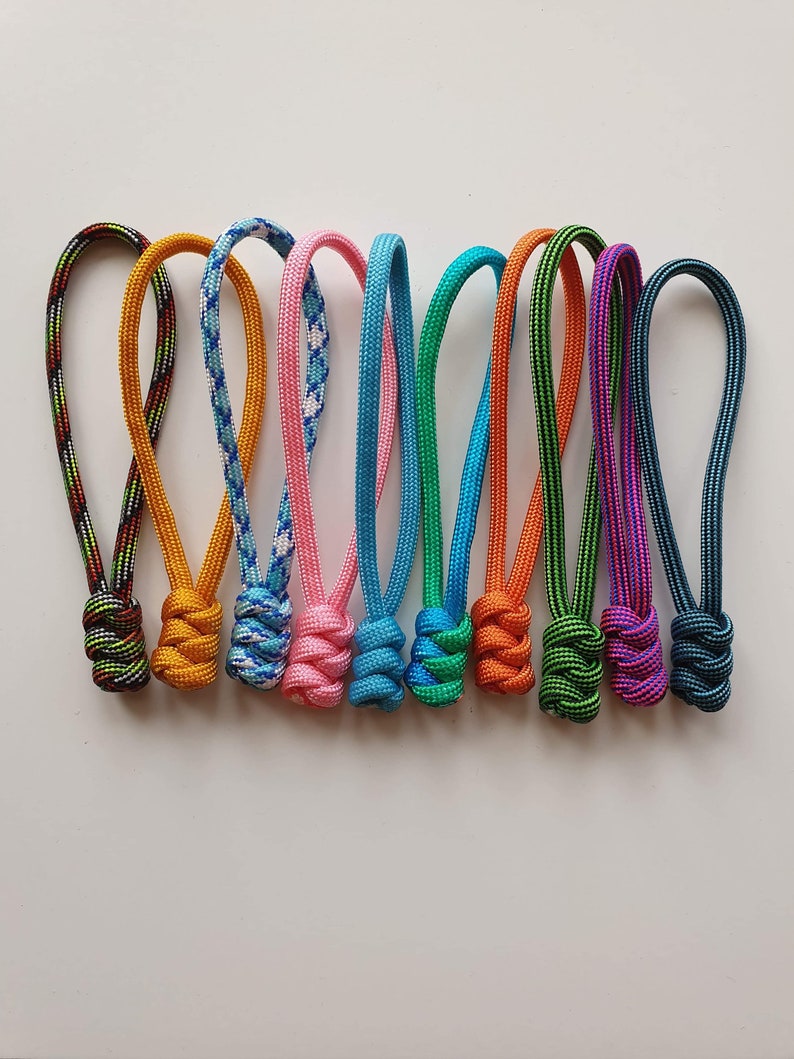 Paracord Snake Knot Zipper pull Etsy