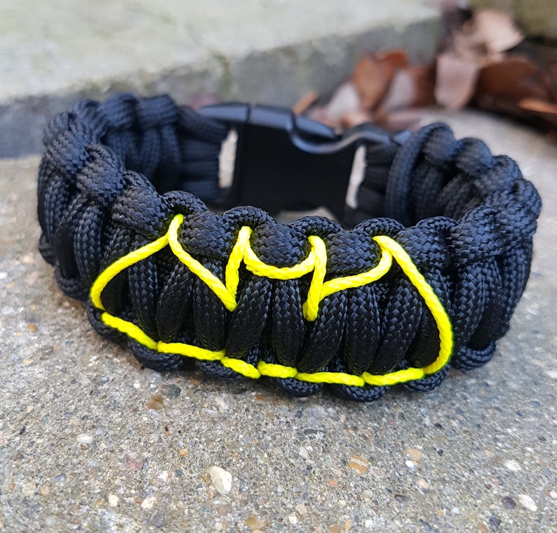 batman paracord bracelet