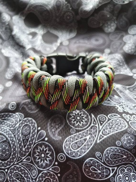 Caged Solomon Paracord Bracelet 2024 www.alhudapk