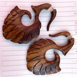 HANDMADE WOOD EARRING Ethnic Tribal // Brown Wooden Large Earrings Hoop // Men Women Fake Faux Gauge Plug Stretcher // Vegan Eco Jewelry