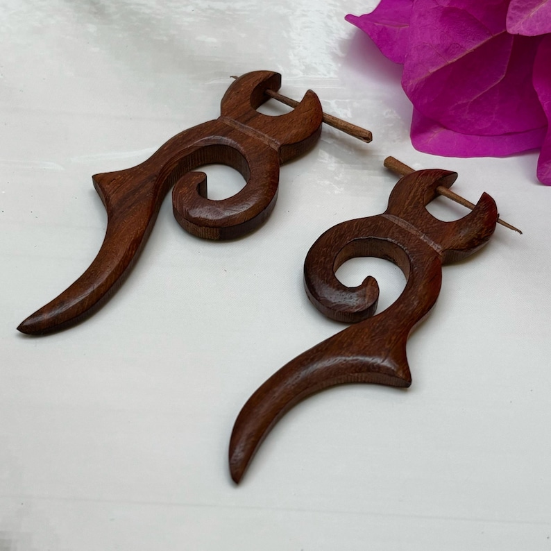 Brown Wooden Earring Women // ORGANIC HANDMADE JEWELRY // Large Vegan
