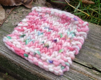 Mug rug, coaster, knit, homegoods, housewares, handmade, hand knit, home, reusable, washable, eco friendly, earth friendly, kitchen, linens