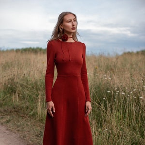 Minimalist merino wool dress with a A-line skirt